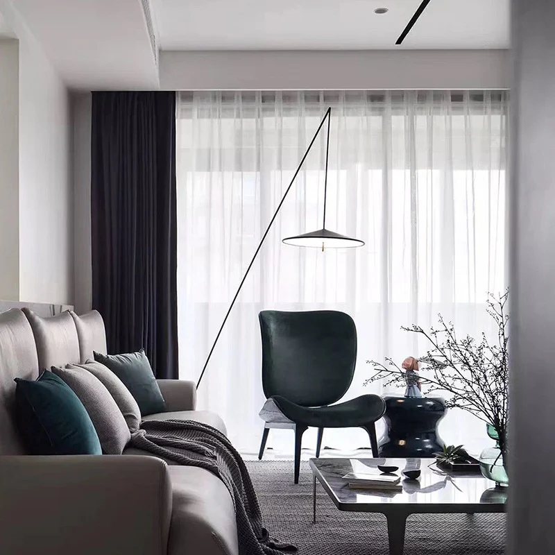 Bogen Stehlampe mit elegantem Design