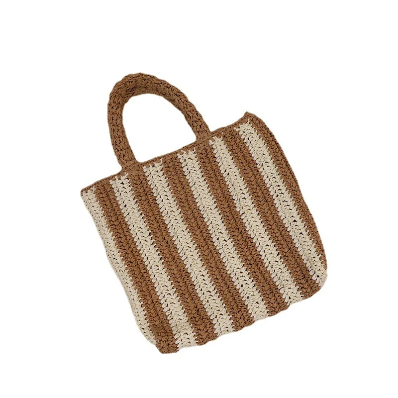 Moderne Strohtasche mit strukturiertem Faltdesign Skanto