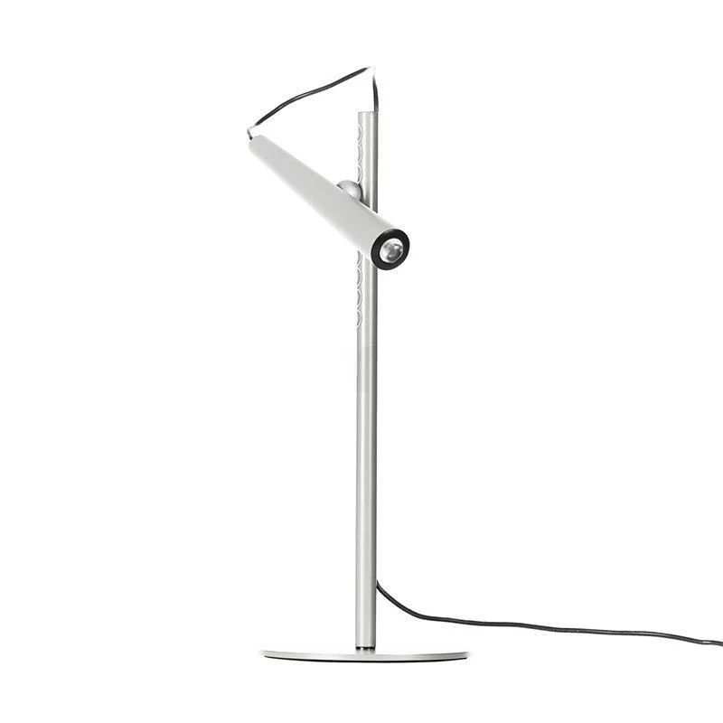 Verstellbare LED Schreibtischlampe mit elegantem Design