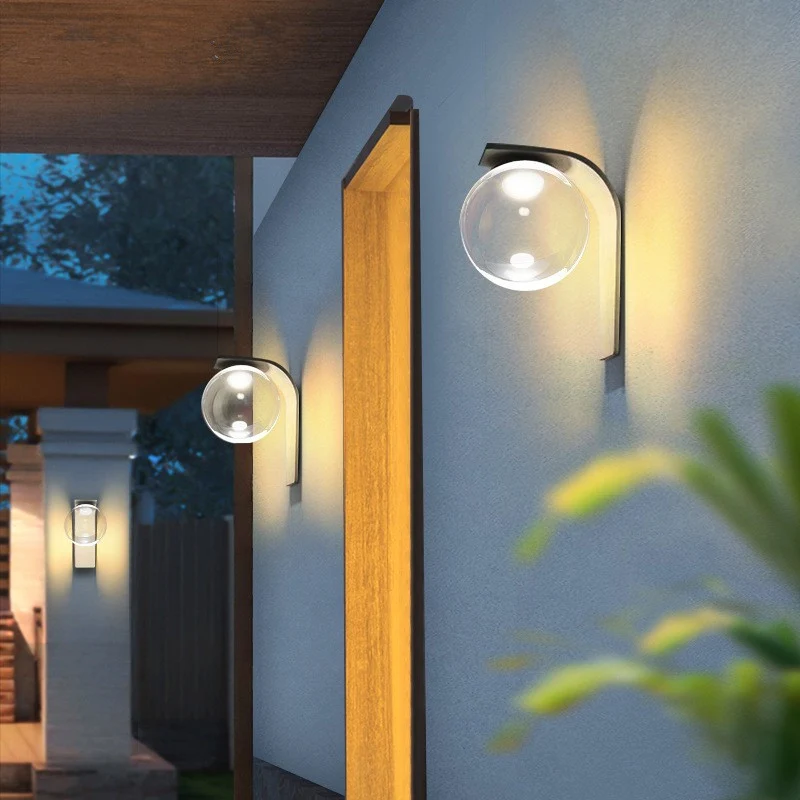 Moderne Wandmontierte LED-Leuchte