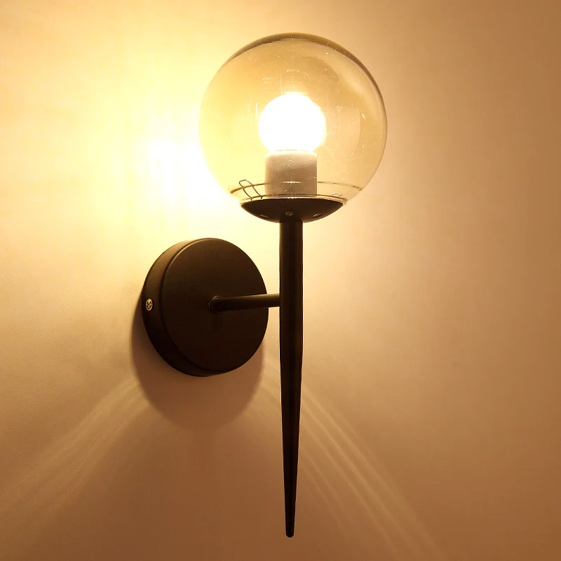 Moderner minimalistischer Wandleuchte
