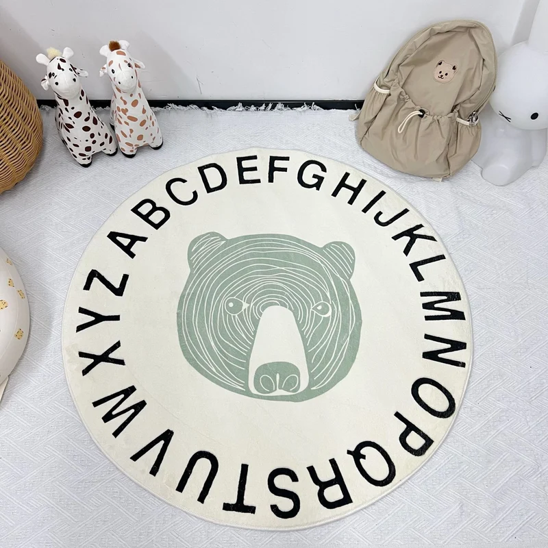 Runder Bildungsalphabet Spielteppich mit Schaf-Illustration