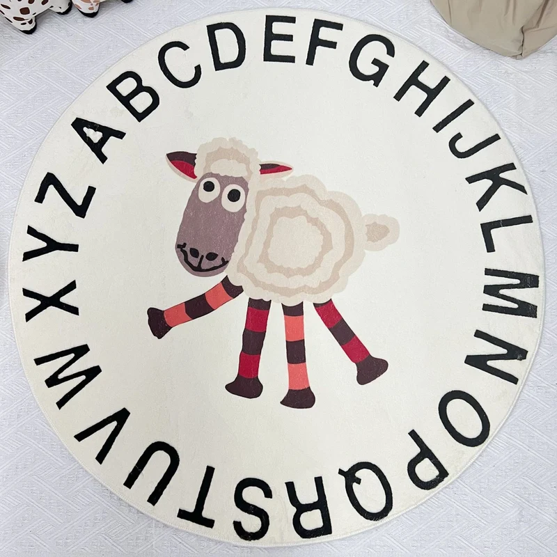 Runder Bildungsalphabet Spielteppich mit Schaf-Illustration