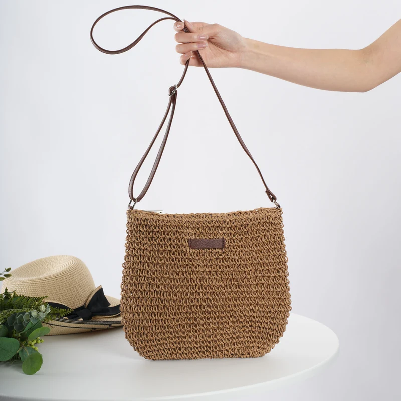 Handgefertigte Rattan-Crossbody-Tasche Skanto