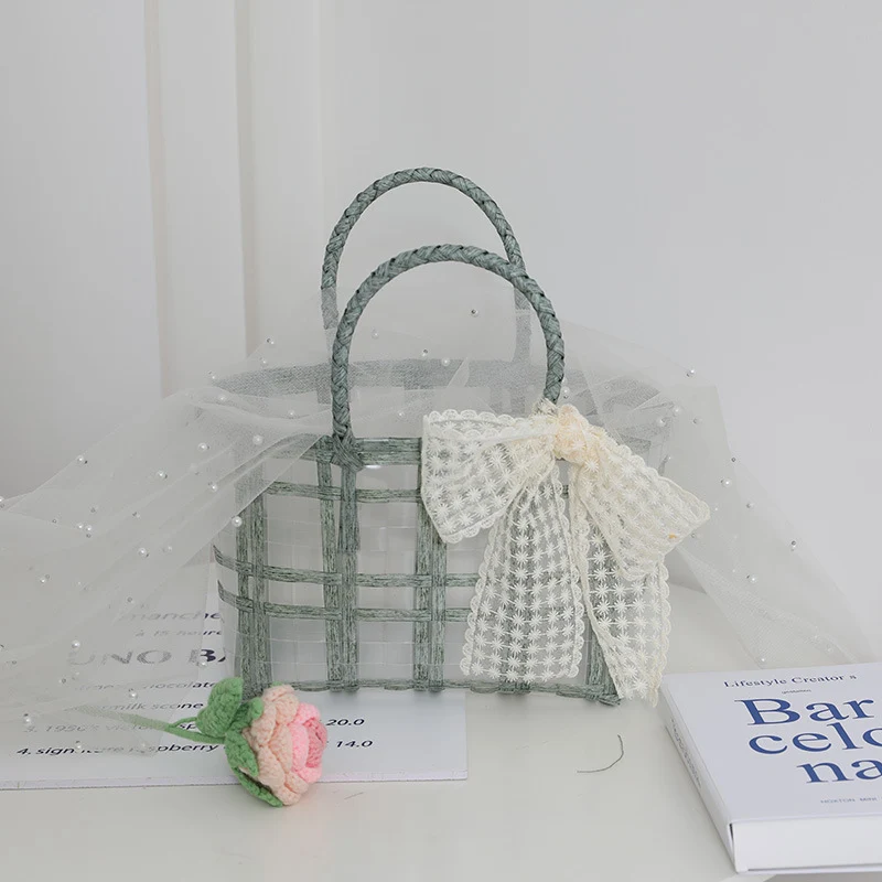 Handgemachte Korbtasche mit eleganter Schleifenapplikation Skanto