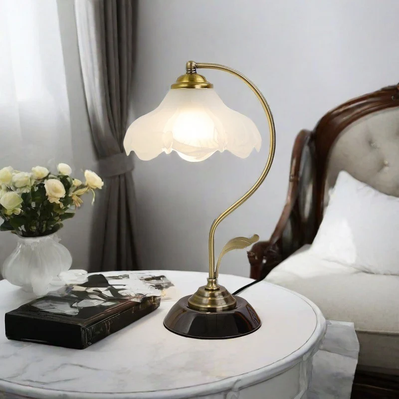 Dekorative Tischlampe