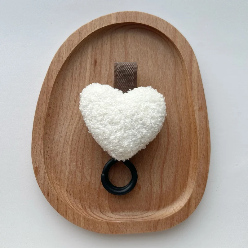 Plüsch Herz Schnullerhalter mit Silikon Beißring