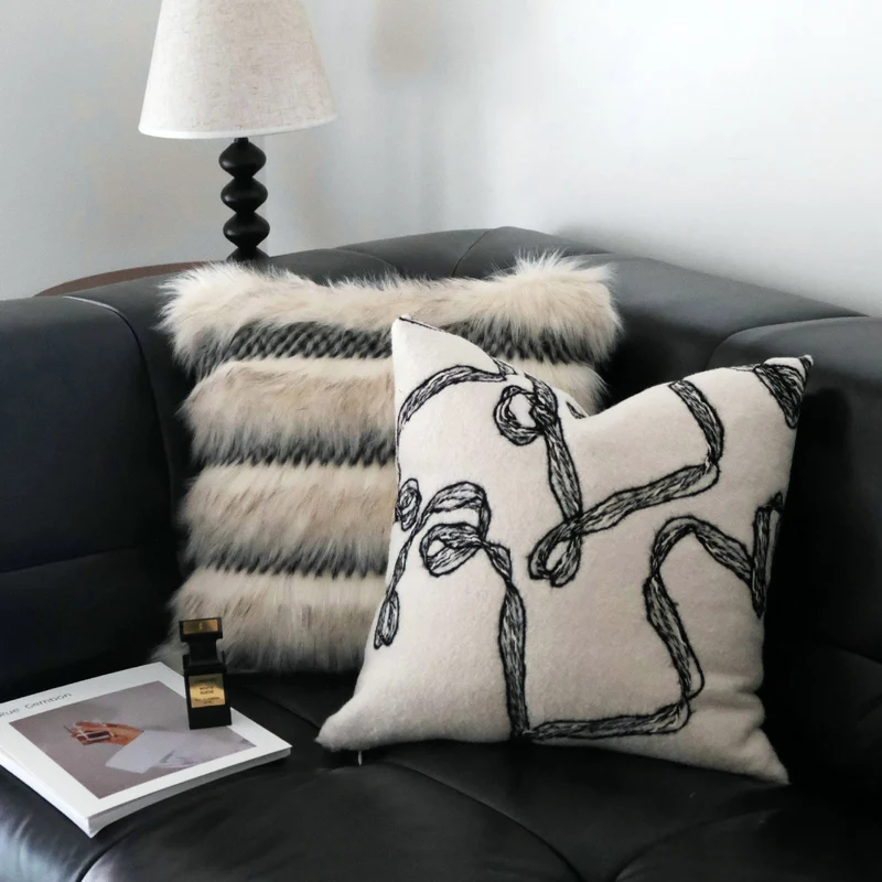Plüsch dekoratives Wurfkissen