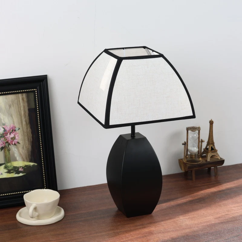 Moderne Schreibtischlampe