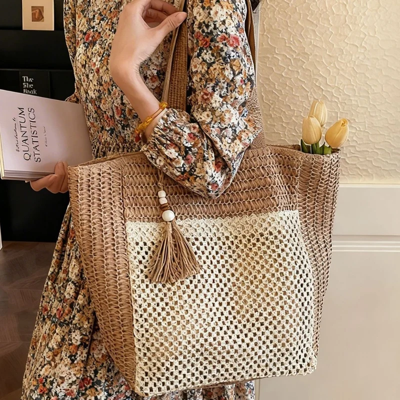 Handgemachte Strohtasche mit Quaste Skanto