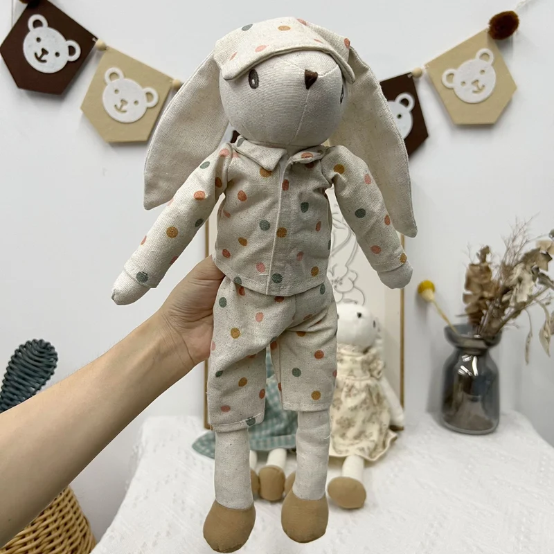 Leinen-Punkte-Pyjama Komfort-Hase Puppe mit langen schlaffen Ohren