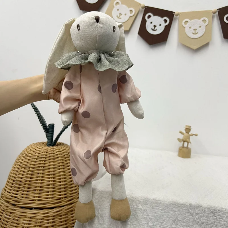 Leinen-Punkte-Pyjama Komfort-Hase Puppe mit langen schlaffen Ohren