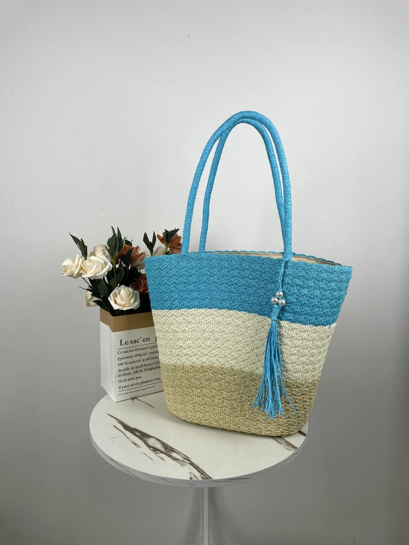Trendige geflochtene Strandtasche Skanto
