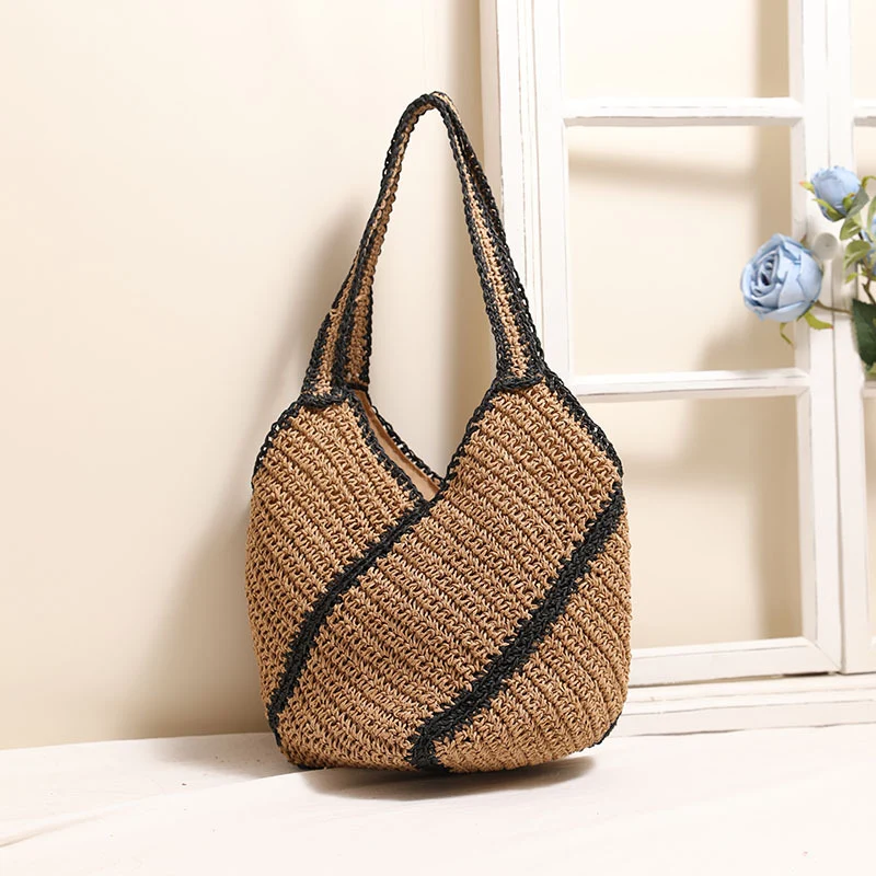 Geflochtene Strandtasche im modernen Design Skanto