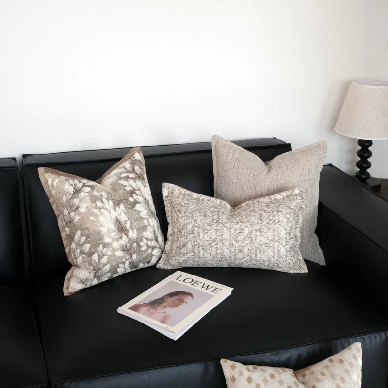 Dekoratives Wurfkissen für Sofa und Bett