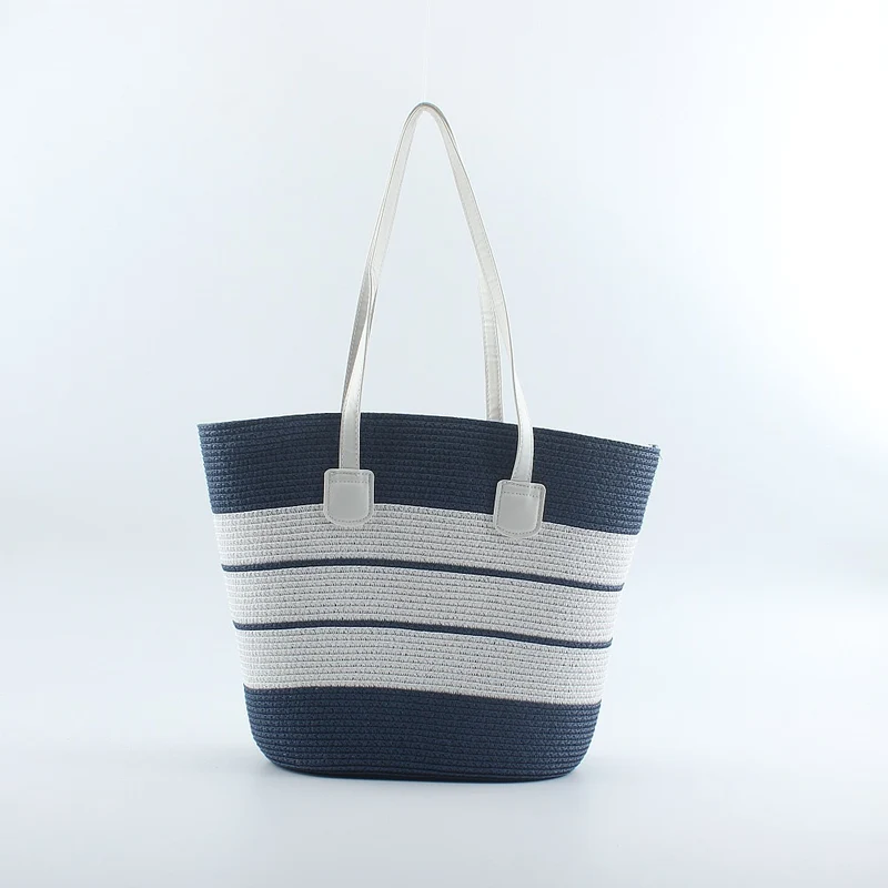 Strandtasche im modernen Streifenmuster Skanto