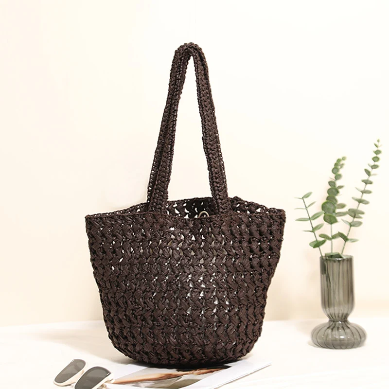 Geflochtene Raffia-Umhängetasche mit geräumigem Innenfach Skanto