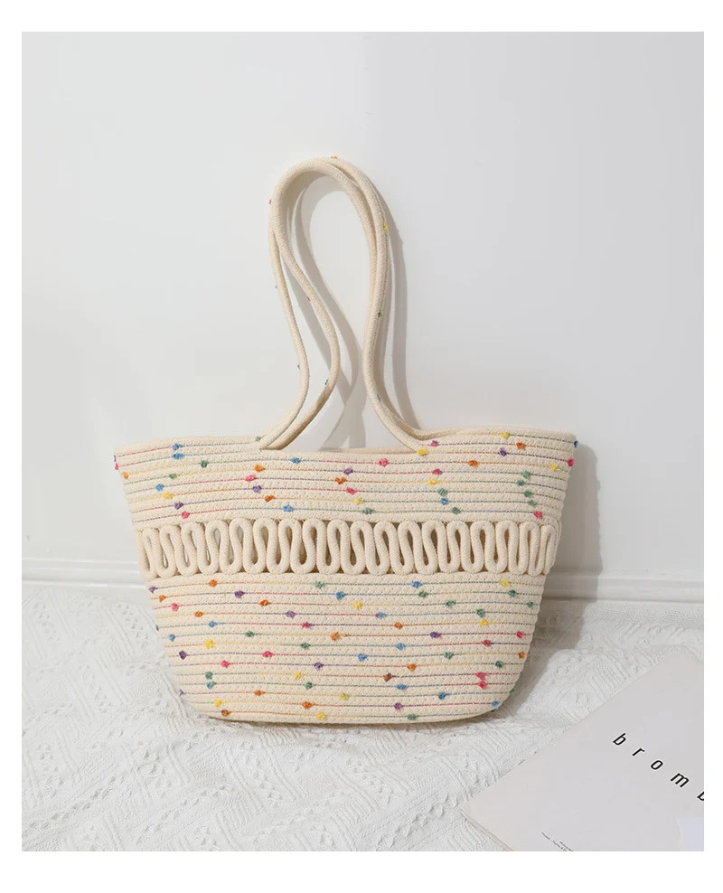 Elegante handgemachte Strandtasche mit feinem Flechtmuster Skanto