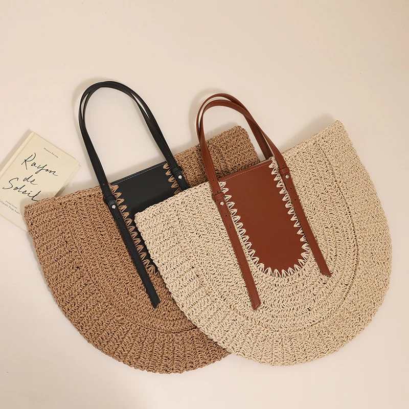 Elegante handgemachte Strohtasche mit Lederdetails Skanto