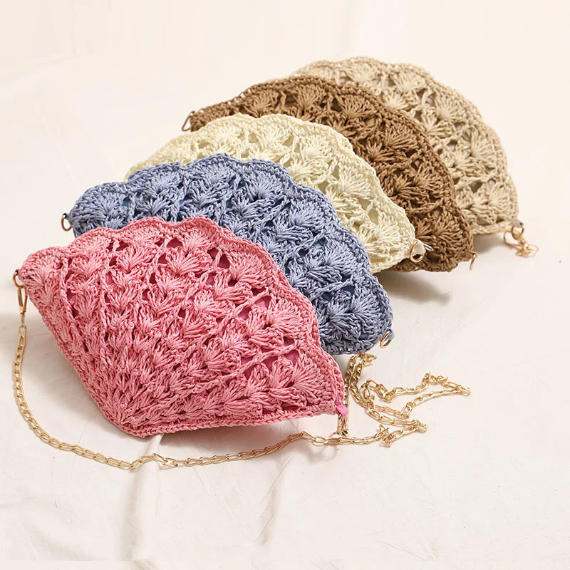 Elegante Clutch im Muscheldesign Skanto
