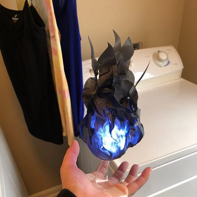 Dekorative LED Flammenskulptur