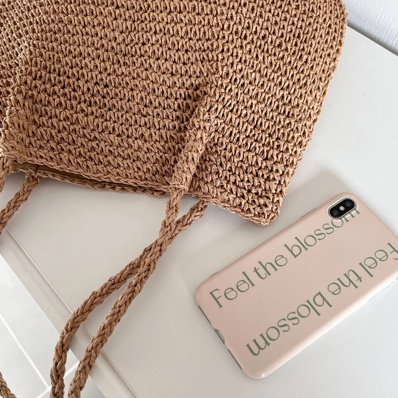 Elegante gewebte Tasche mit geräumigem Innenraum Skanto
