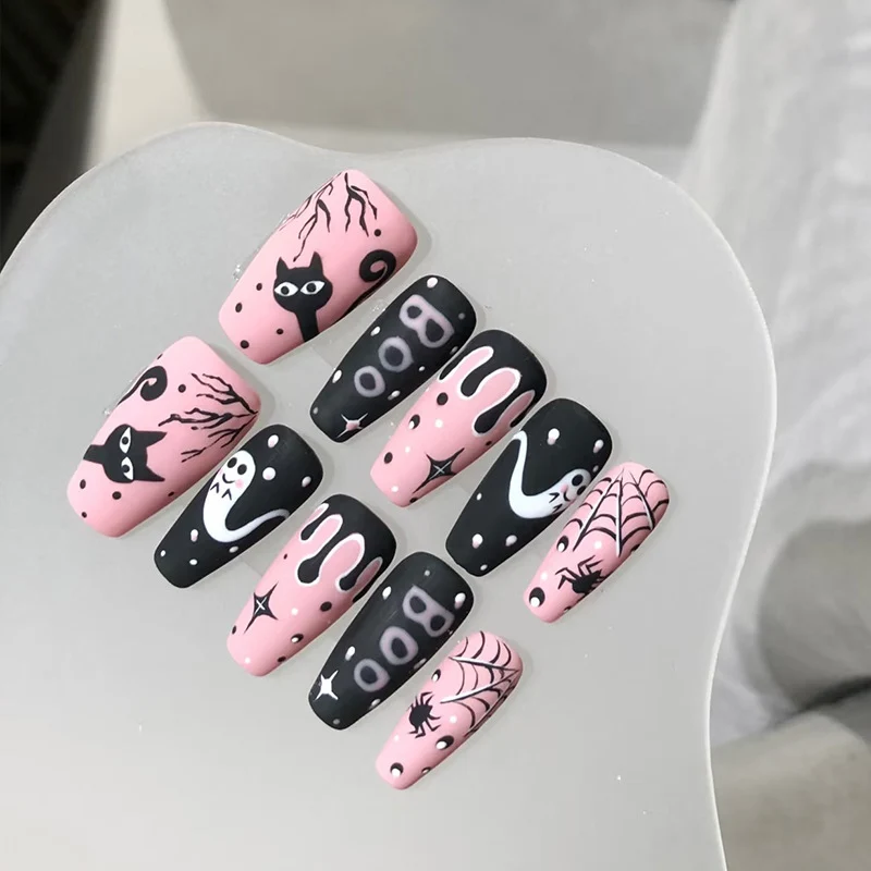 Halloween-Themed Künstlerische Press-On Nagel Kollektion