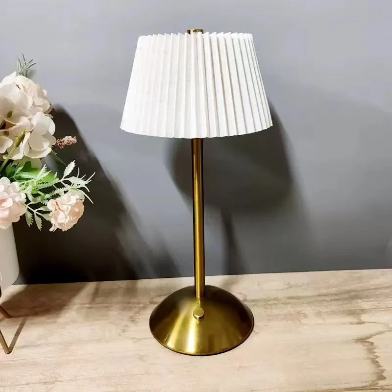 Dekorative Tischlampe