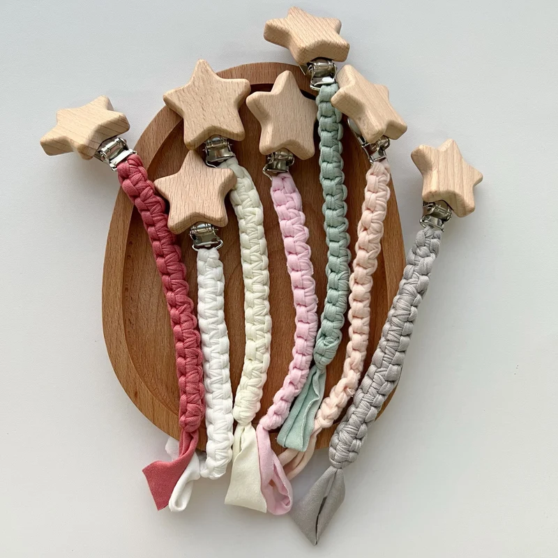 Geflochtener Baumwoll-Nuckelclip mit sicherer Holzstern-Klemme