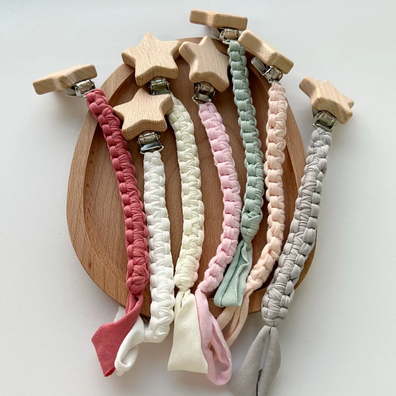 Geflochtener Baumwoll-Nuckelclip mit sicherer Holzstern-Klemme