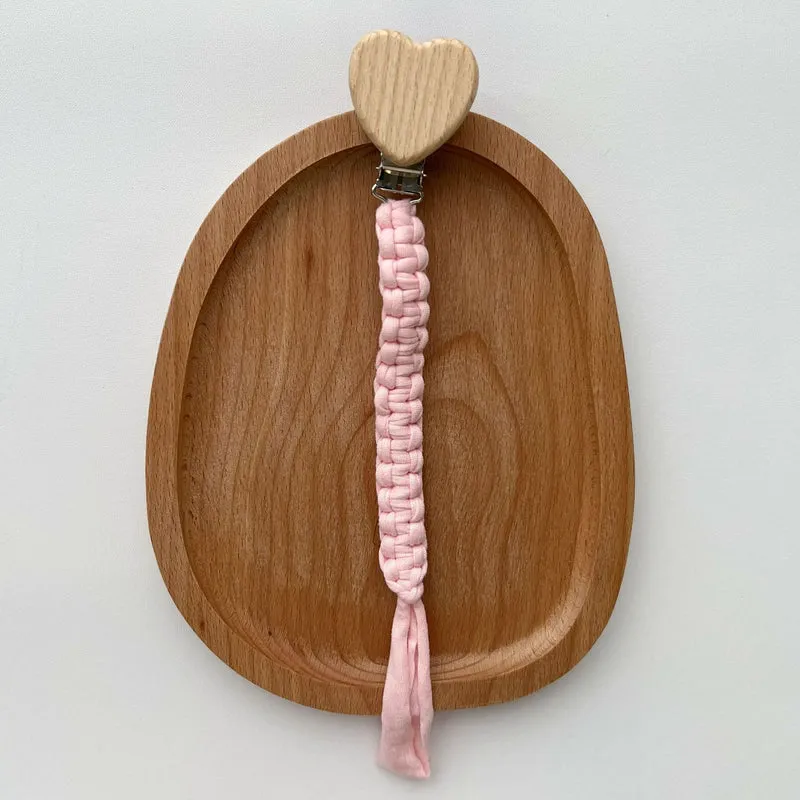 Geflochtener Baumwoll-Schnuller- und Beißring-Clip mit herzförmiger Holz-Sicherheitsklemme