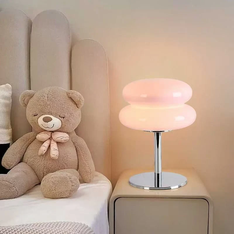 Zeitgenössische skulpturale Tischlampe