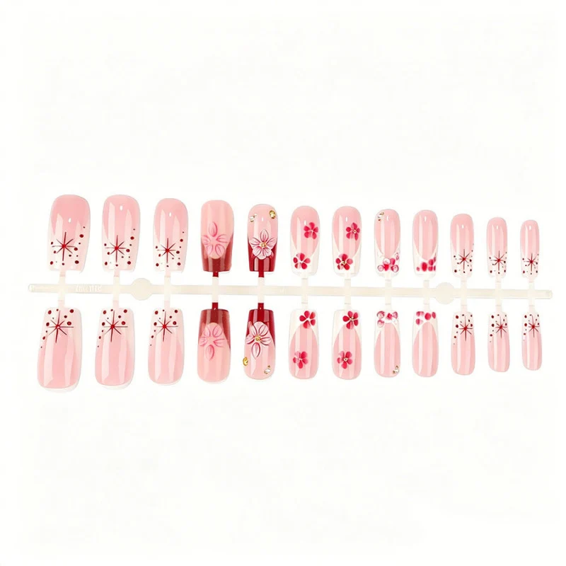 Blumenverzierte Press-On Nagelset