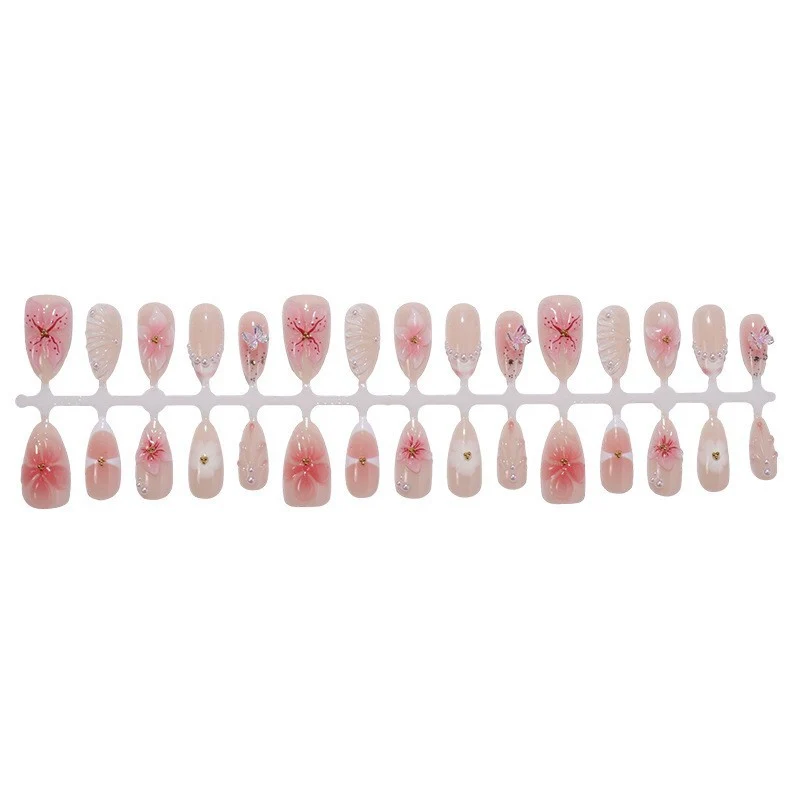 Blumenverzierte Press-On-Nagelkollektion