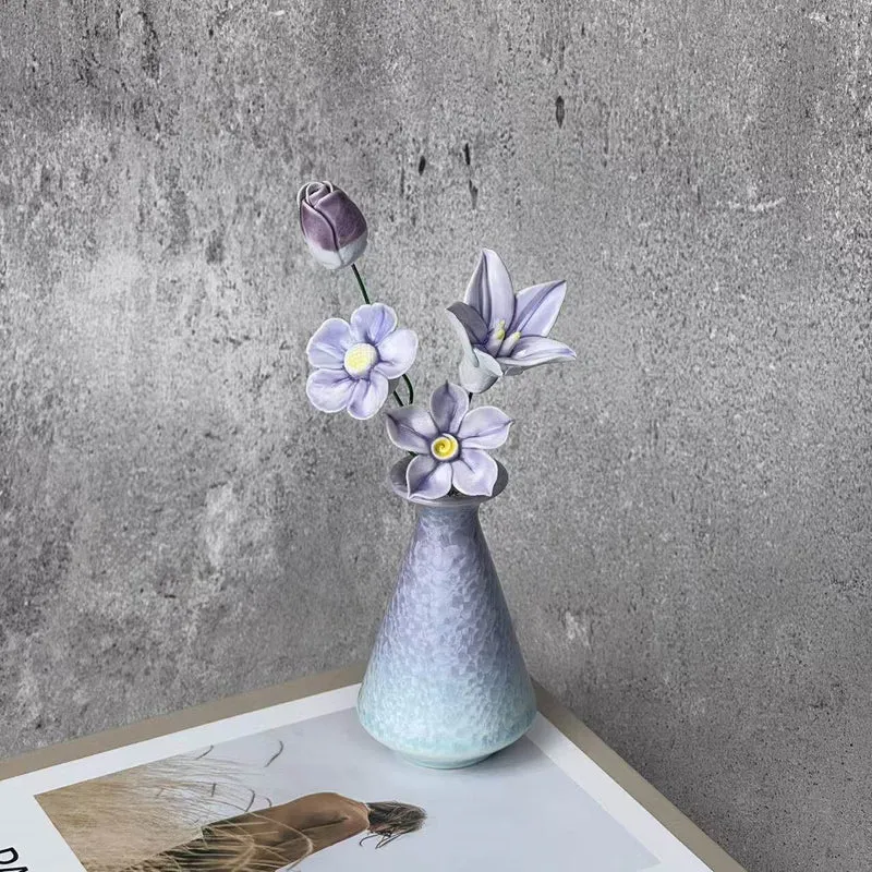 Elegante florale dekorative Vase