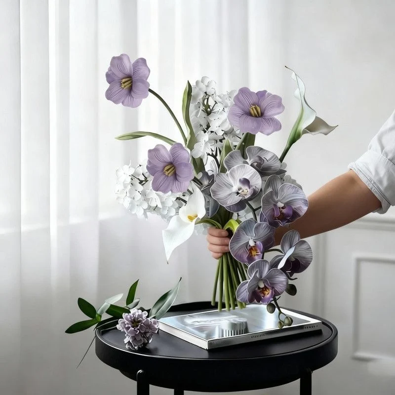 Elegante florale dekorative Anordnung