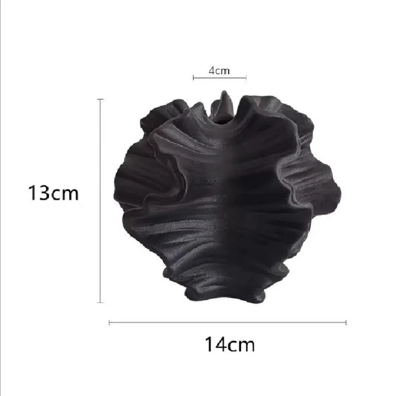 Dekoratives, von Muscheln inspiriertes Mittelstück