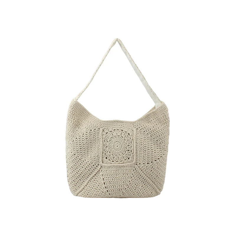 Gehäkelte Tasche mit einzigartigem Design Skanto