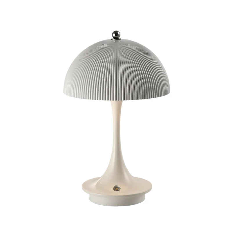 Elegante dekorative Tischlampe