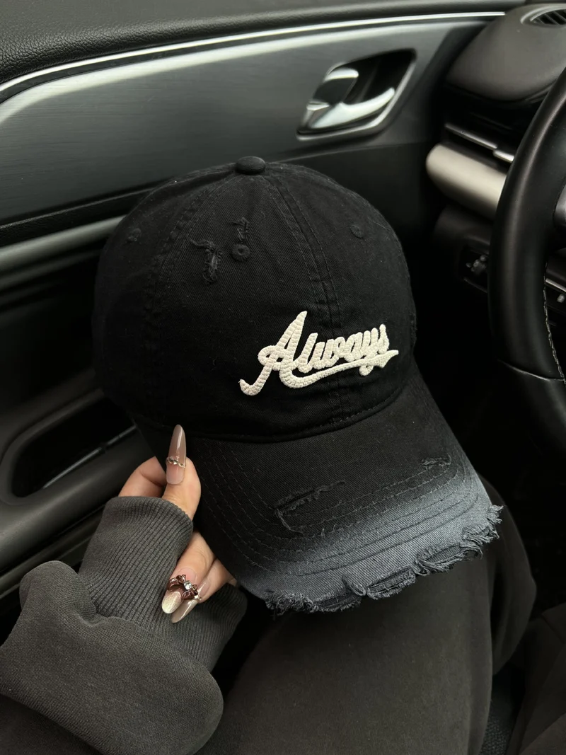 Damen Baseball Cap mit Grafik im Used-Look Skanto
