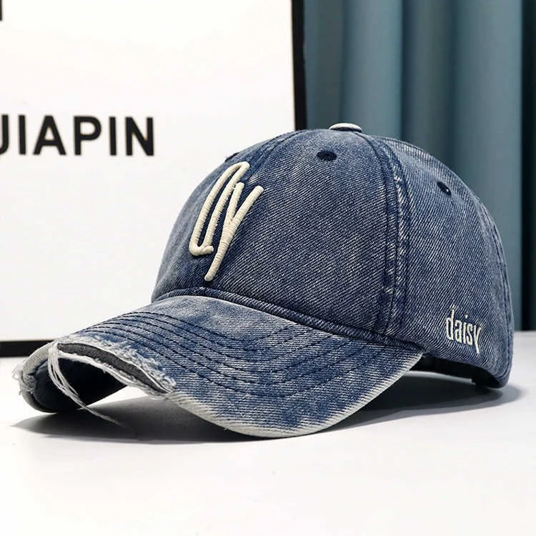 Damen Baseballkappe im Used-Look aus Jeans mit Stickerei Skanto