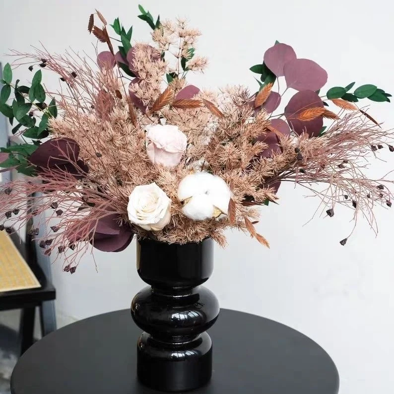 Elegante künstliche botanische Anordnung