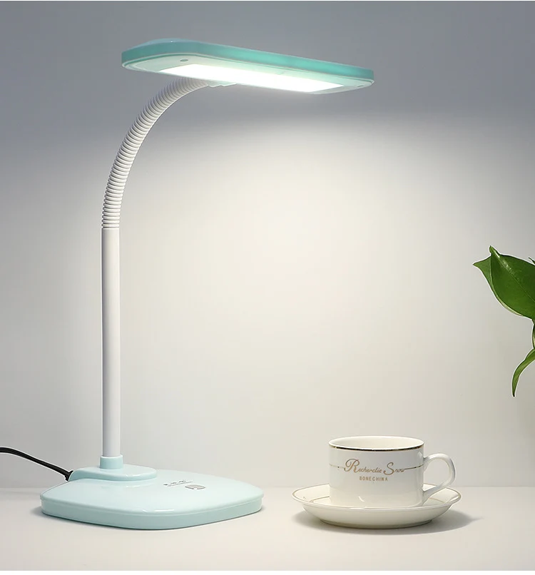 Verstellbare LED-Schreibtischlampe