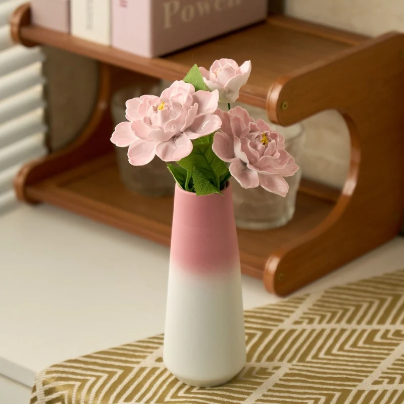Elegante Keramikblumen-Vase
