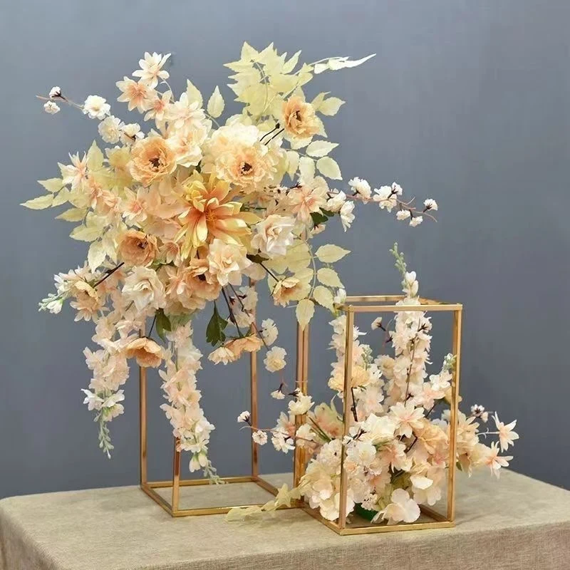 Dekoratives Florales Mittelstück 1790477146