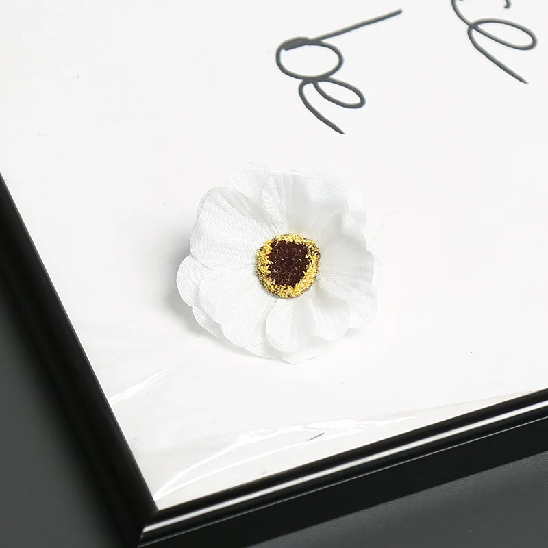 Dekorativer Floral-Anstecker für dekorativen Schmuck