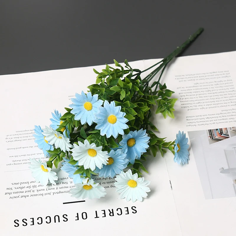 Lebendige Künstliche Blumenstiel Anordnung