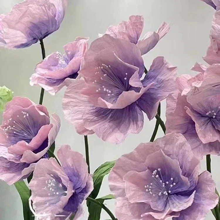 Dekorativer Kunstblumenstrauß