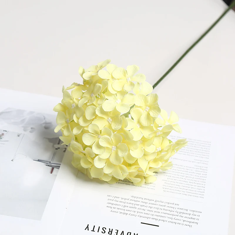 Realistische Florale Hortensienstiel