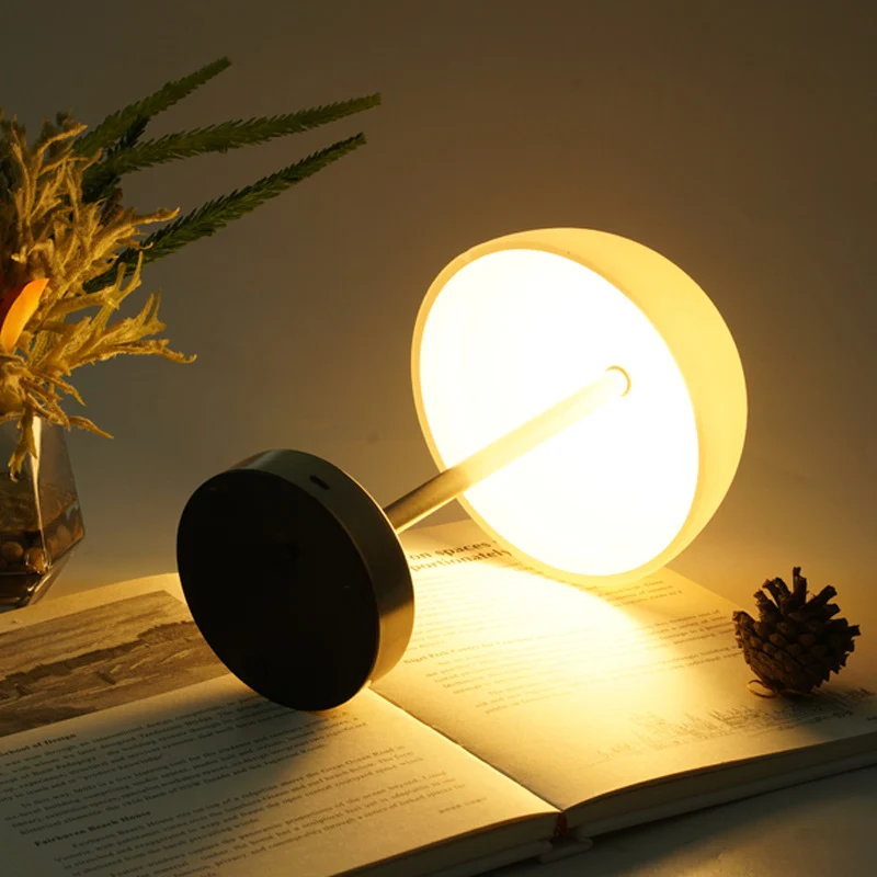 Moderne Tischlampe
